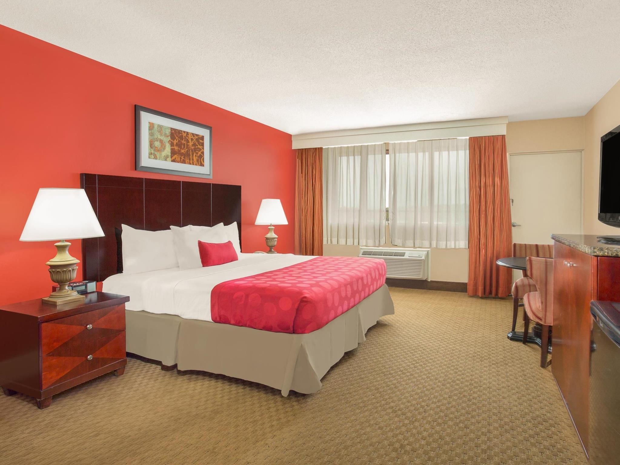 Ramada Plaza By Wyndham Fayetteville Fort Bragg Area Esterno foto